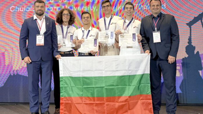 вестник, новини, анализи, коментари, хороскоп, изbрано съдържание, българия, света, видео, фотографии, най-новото, най-важното, днес, бизнес, истории, политика, наука, технологии, mедии, инцидент, произшествиe, съдебна, любоп